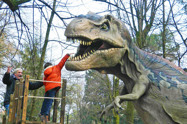 Дино-парк в Печчоли Дино-парк в Печчоли